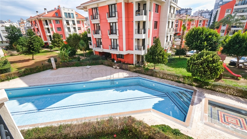 شقة واسعة 3 + 1 في ألتينكوم أنطاليا