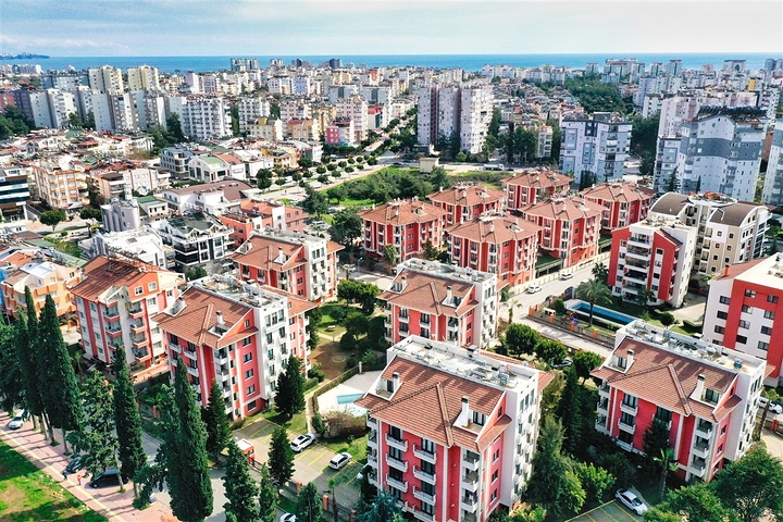 شقة واسعة 3 + 1 في ألتينكوم أنطاليا