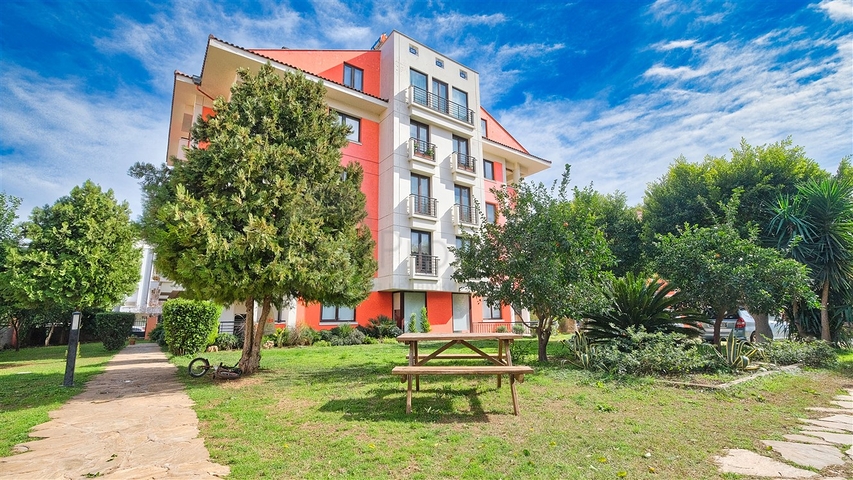 شقة واسعة 3 + 1 في ألتينكوم أنطاليا