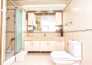 شقة واسعة 3 + 1 في ألتينكوم أنطاليا