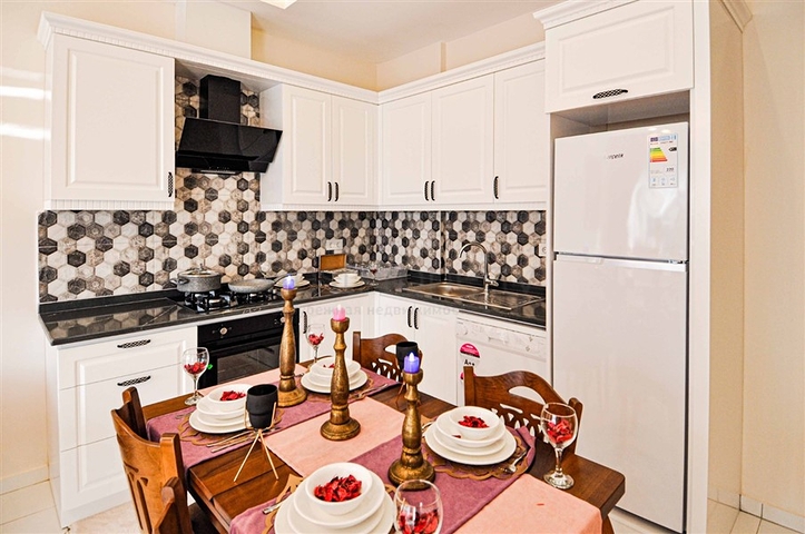 شقة فاخرة - 2 غرفة وصالة مع الاثاث - ضمن مجمع ممتاز - في اوبا / الانيا 