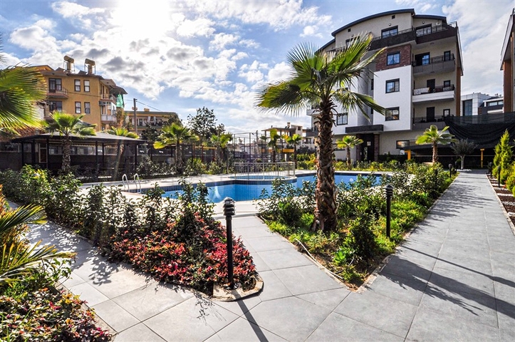 شقة فاخرة - 2 غرفة وصالة مع الاثاث - ضمن مجمع ممتاز - في اوبا / الانيا 