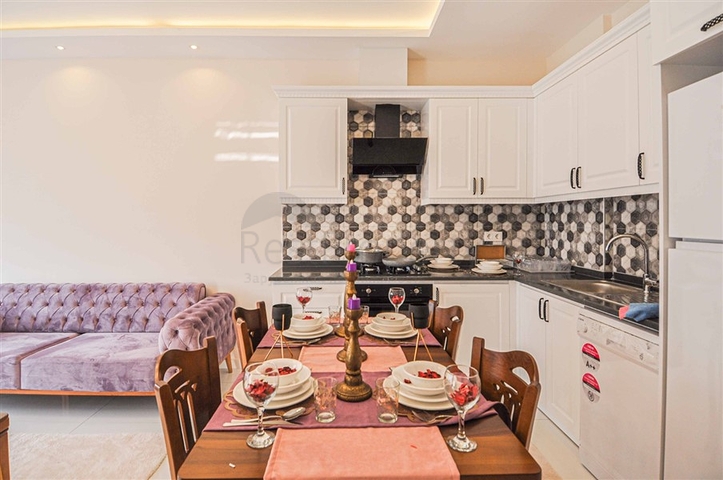 شقة فاخرة - 2 غرفة وصالة مع الاثاث - ضمن مجمع ممتاز - في اوبا / الانيا 