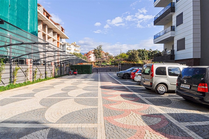 شقة فاخرة - 2 غرفة وصالة مع الاثاث - ضمن مجمع ممتاز - في اوبا / الانيا 