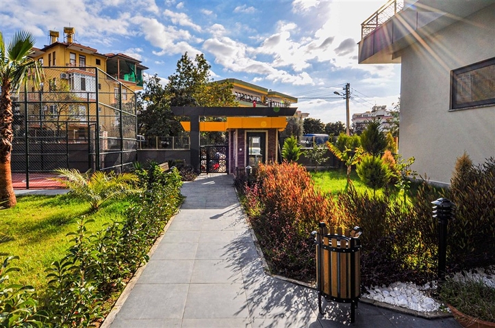 شقة فاخرة - 2 غرفة وصالة مع الاثاث - ضمن مجمع ممتاز - في اوبا / الانيا 