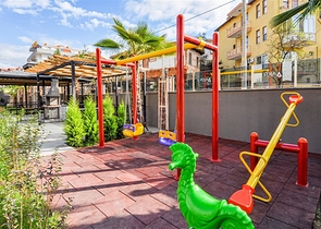 شقة فاخرة - 2 غرفة وصالة مع الاثاث - ضمن مجمع ممتاز - في اوبا / الانيا 