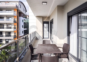 شقة فاخرة - 2 غرفة وصالة مع الاثاث - ضمن مجمع ممتاز - في اوبا / الانيا 