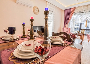 شقة فاخرة - 2 غرفة وصالة مع الاثاث - ضمن مجمع ممتاز - في اوبا / الانيا 