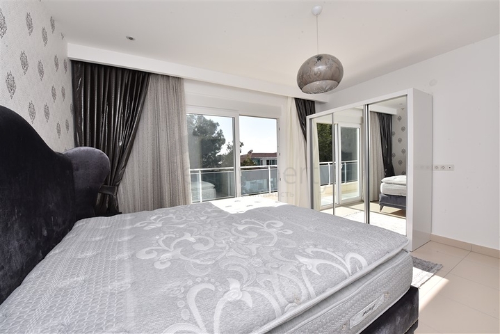 اطلالة بحر - دوبلكس 4 غرف وصالة - مفروشة - ضمن مجمع قريب من البحر -في كارجي جاك /الانيا 