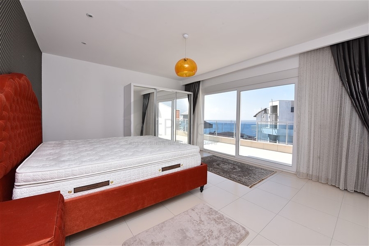 اطلالة بحر - دوبلكس 4 غرف وصالة - مفروشة - ضمن مجمع قريب من البحر -في كارجي جاك /الانيا 