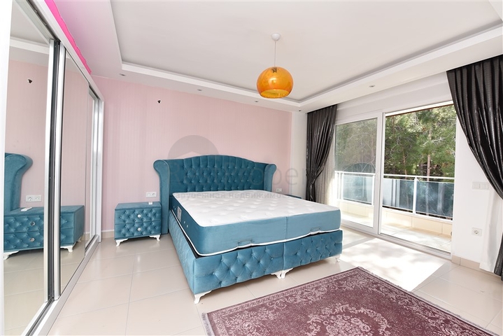 اطلالة بحر - دوبلكس 4 غرف وصالة - مفروشة - ضمن مجمع قريب من البحر -في كارجي جاك /الانيا 