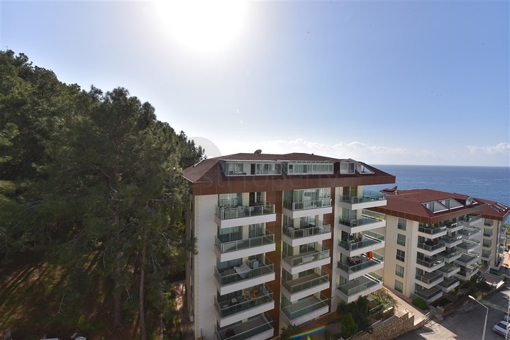 اطلالة بحر - دوبلكس 4 غرف وصالة - مفروشة - ضمن مجمع قريب من البحر -في كارجي جاك /الانيا 