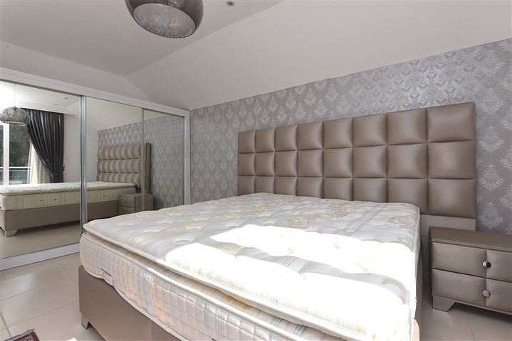 اطلالة بحر - دوبلكس 4 غرف وصالة - مفروشة - ضمن مجمع قريب من البحر -في كارجي جاك /الانيا 