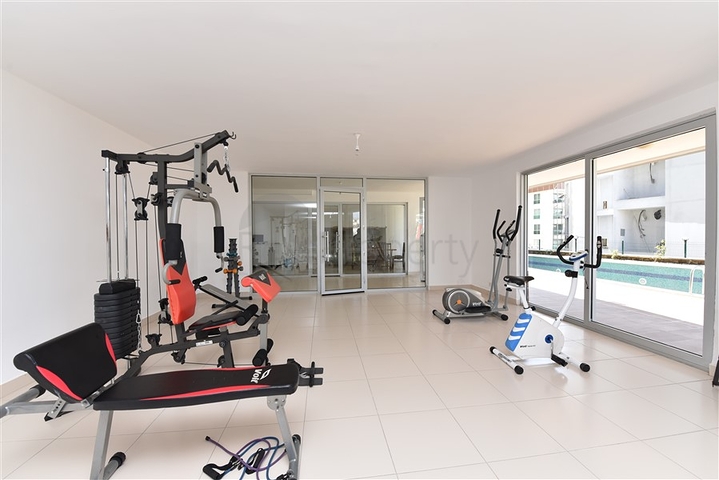 اطلالة بحر - دوبلكس 4 غرف وصالة - مفروشة - ضمن مجمع قريب من البحر -في كارجي جاك /الانيا 