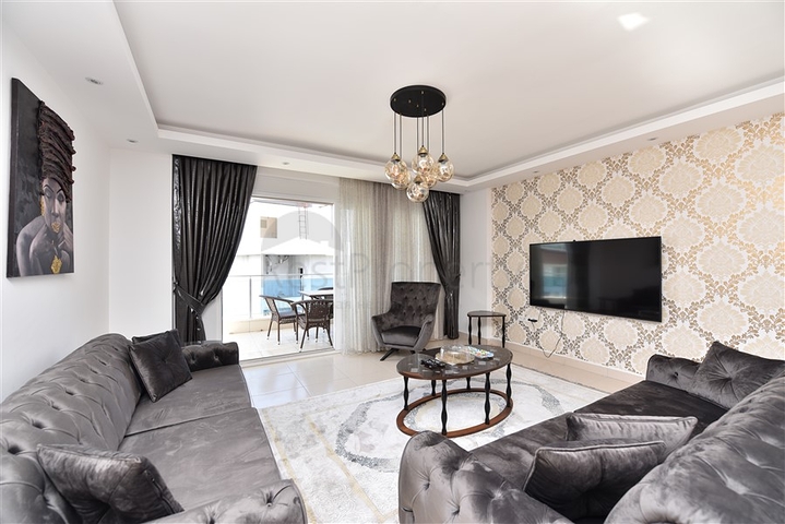 اطلالة بحر - دوبلكس 4 غرف وصالة - مفروشة - ضمن مجمع قريب من البحر -في كارجي جاك /الانيا 