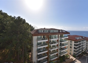 اطلالة بحر - دوبلكس 4 غرف وصالة - مفروشة - ضمن مجمع قريب من البحر -في كارجي جاك /الانيا 