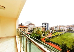 اطلالة مفتوحة - دوبلكس 3 غرف وصالة - في مركز الانيا 