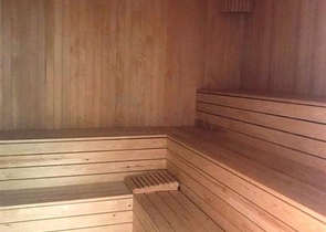 اطلالة مفتوحة - دوبلكس 3 غرف وصالة - في مركز الانيا 