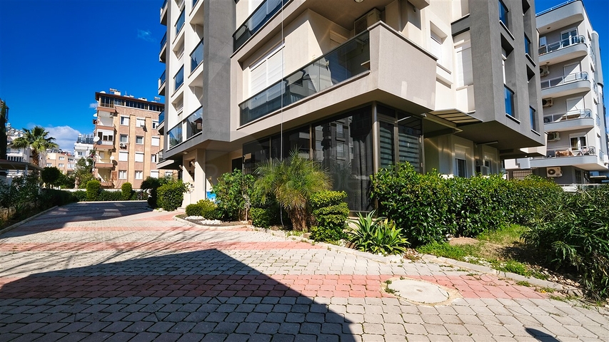 بنتهاوس 3 + 1 مع اثاث 600 م من البحر في انطاليا