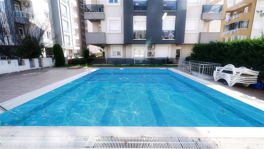 بنتهاوس 3 + 1 مع اثاث 600 م من البحر في انطاليا