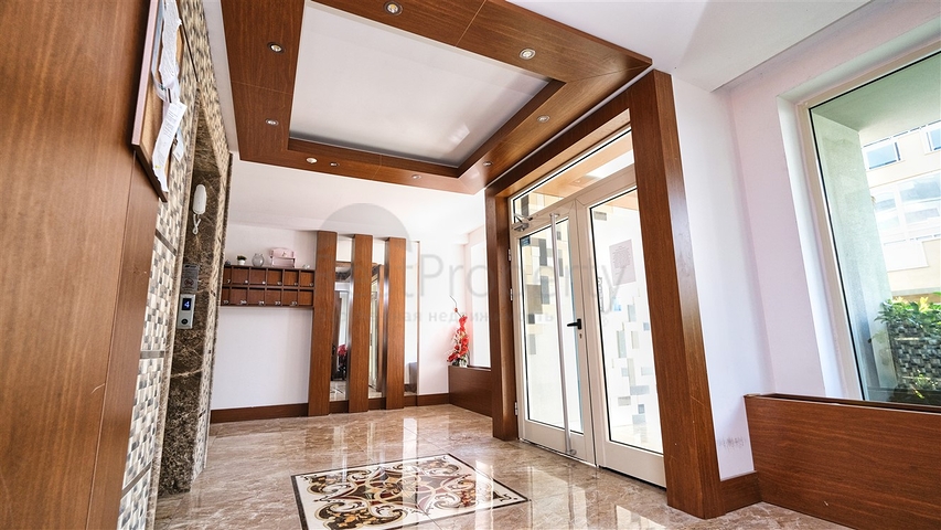 بنتهاوس 3 + 1 مع اثاث 600 م من البحر في انطاليا