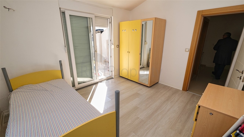 بنتهاوس 3 + 1 مع اثاث 600 م من البحر في انطاليا