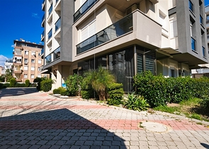 بنتهاوس 3 + 1 مع اثاث 600 م من البحر في انطاليا