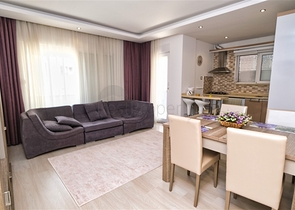 بنتهاوس 3 + 1 مع اثاث 600 م من البحر في انطاليا