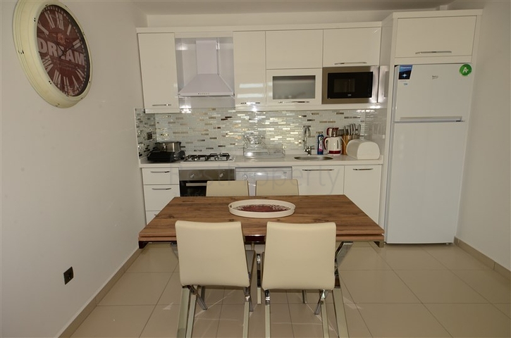 اطلالة بحر - مجمع فاخر -شقة 2 غرفة وصالة - مفروشة - في مهموتلار / الانيا 