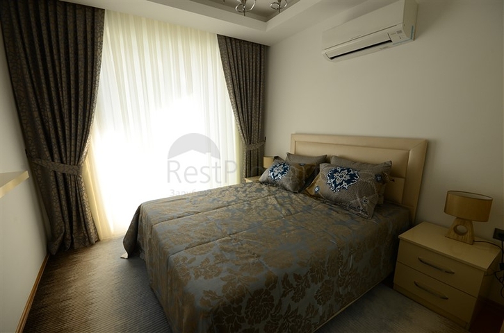 ضمن مجمع يضم كافة الخدمات - في منطقة مركزية - شقة غرفة وصالة - توسمور / الانيا 