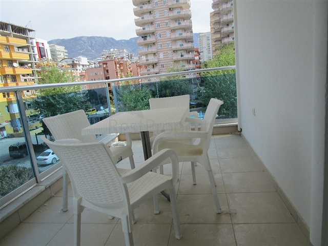 شقة عائلية - قريبة من البحر والاسواق - غرفتين وصالة -مع الاثاث -في مهموتلار / الانيا 