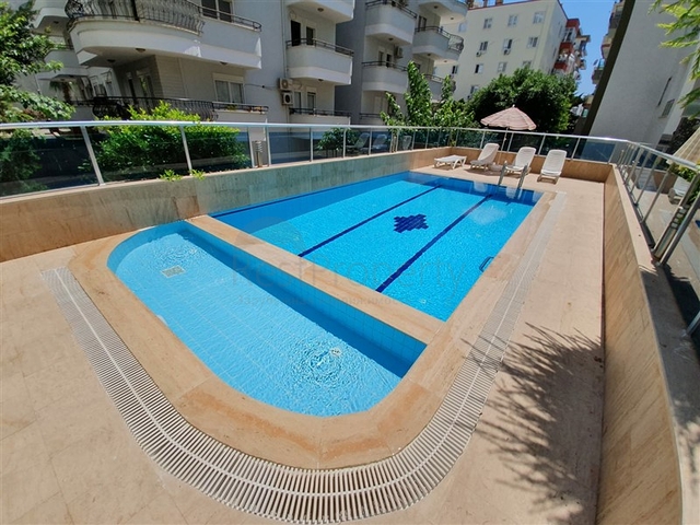 شقة عائلية - قريبة من البحر والاسواق - غرفتين وصالة -مع الاثاث -في مهموتلار / الانيا 