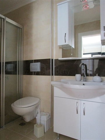 شقة عائلية - قريبة من البحر والاسواق - غرفتين وصالة -مع الاثاث -في مهموتلار / الانيا 