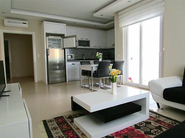 شقة عائلية - قريبة من البحر والاسواق - غرفتين وصالة -مع الاثاث -في مهموتلار / الانيا 