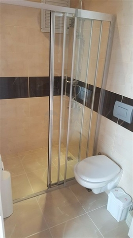 شقة عائلية - قريبة من البحر والاسواق - غرفتين وصالة -مع الاثاث -في مهموتلار / الانيا 