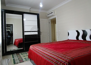 شقة عائلية - قريبة من البحر والاسواق - غرفتين وصالة -مع الاثاث -في مهموتلار / الانيا 