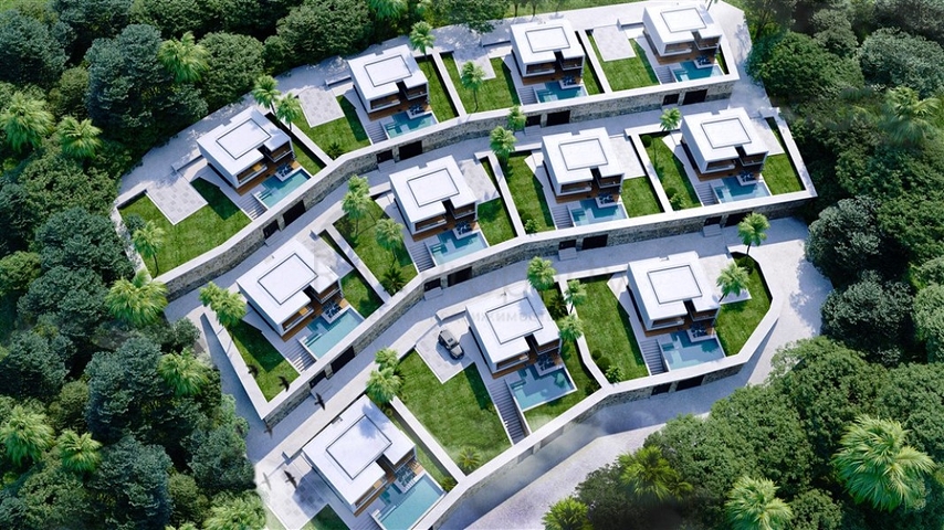 مناسب للحصول على الجنسية التركية -فلل فاخرة -مستقلة مع مسبح خاص -في مركز الانيا 