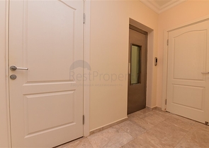 فيلا ضخمة - 7غرف نوم - مساحة 600 م - في كارجي جاك / الانيا 