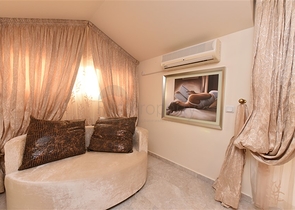 فيلا ضخمة - 7غرف نوم - مساحة 600 م - في كارجي جاك / الانيا 