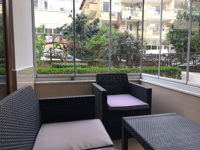 شقة ارضية - 3 غرف وصالة - في اوبا / الانيا 