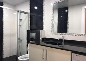 شقة ارضية - 3 غرف وصالة - في اوبا / الانيا 