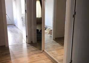 شقة ارضية - 3 غرف وصالة - في اوبا / الانيا 