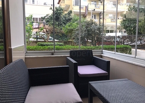 شقة ارضية - 3 غرف وصالة - في اوبا / الانيا 