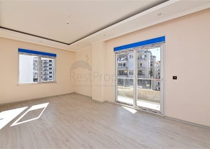 شقة جديدة - تصميم 2 غرفة وصالة -مطبخ منفصل -في مركز الانيا 