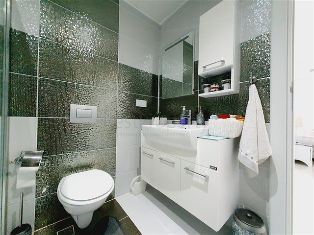 ضمن مجمع فاخر - شقة عائلية - غرفتين وصالة -مفروشة - في مهموتلار / الانيا 