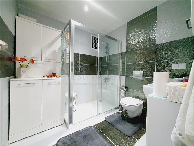 ضمن مجمع فاخر - شقة عائلية - غرفتين وصالة -مفروشة - في مهموتلار / الانيا 