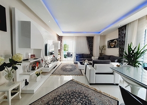 ضمن مجمع فاخر - شقة عائلية - غرفتين وصالة -مفروشة - في مهموتلار / الانيا 