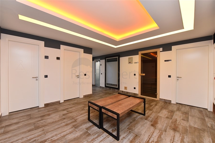 شقة عائلية واسعة - تصميم 5 غرف وصالة - في مركز مدينة الانيا 