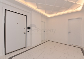 شقة عائلية واسعة - تصميم 5 غرف وصالة - في مركز مدينة الانيا 