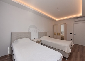 شقة عائلية واسعة - تصميم 5 غرف وصالة - في مركز مدينة الانيا 